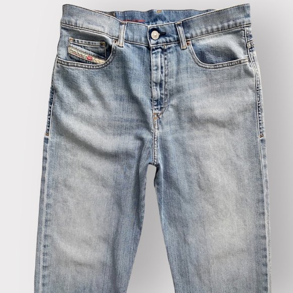 Diesel D-Air boyfriend jeans size 27 - Picture 2 of 10